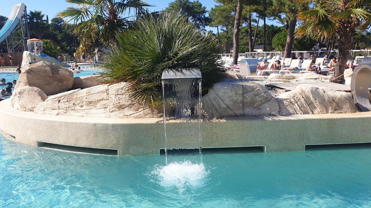 Mobil Home Happiness33 Dans Camping 5 Etoiles Acces Direct Plage Vendays Montalivet Exterior photo